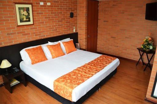 Hotel Bogota Astral Екстер'єр фото