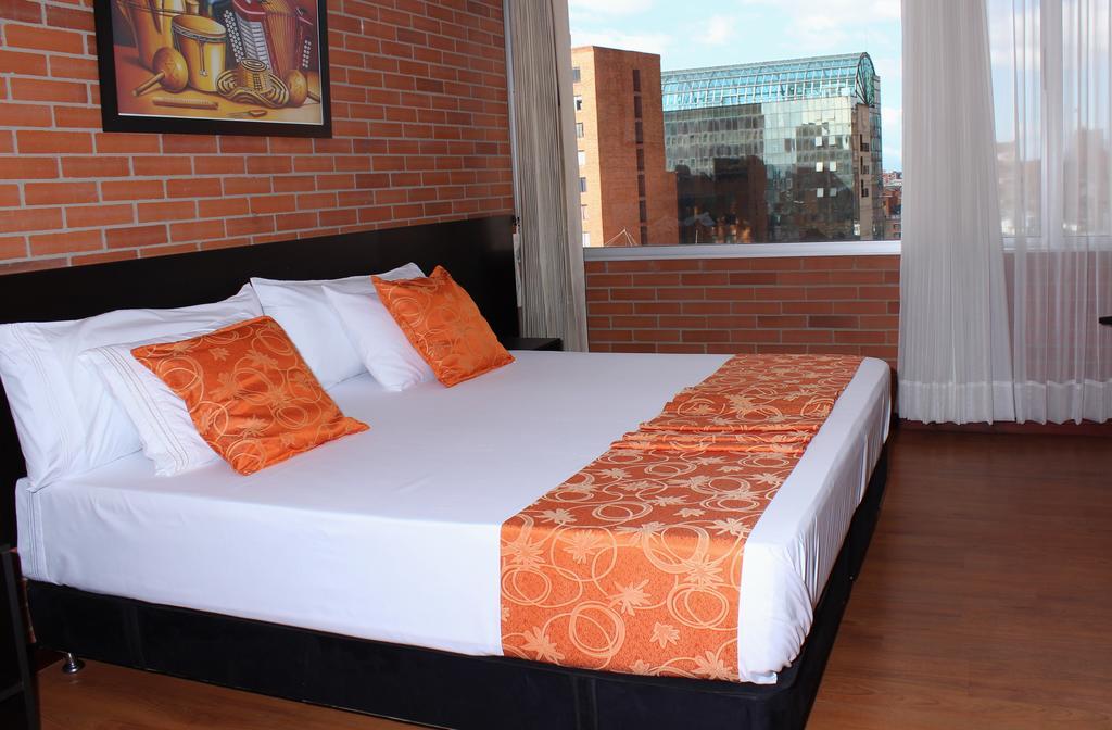 Hotel Bogota Astral Екстер'єр фото